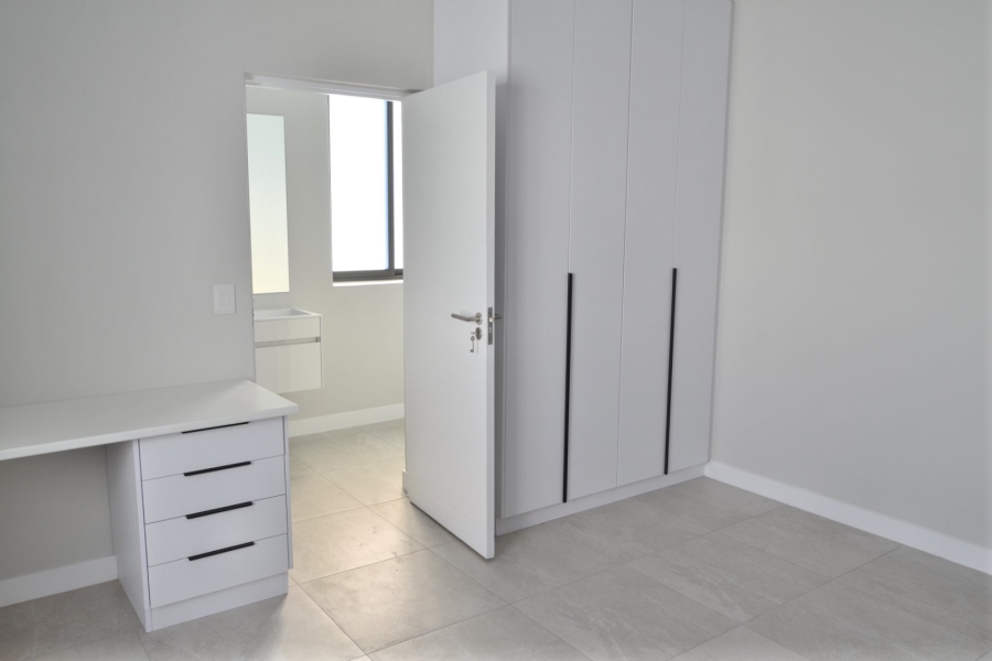 To Let 4 Bedroom Property for Rent in Croydon Gardens Estate Western Cape